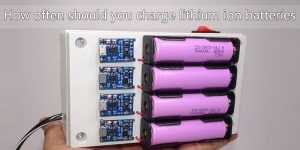 鋰離子電池應該多久充一次電？